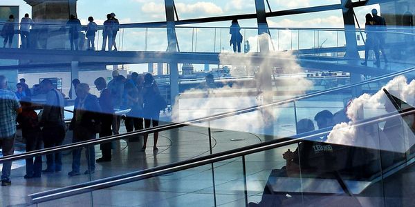 Architectures for Business Platforms. Which kind?